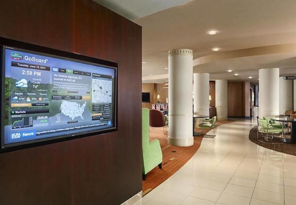 Courtyard Lancaster Hotel Fertility Екстериор снимка